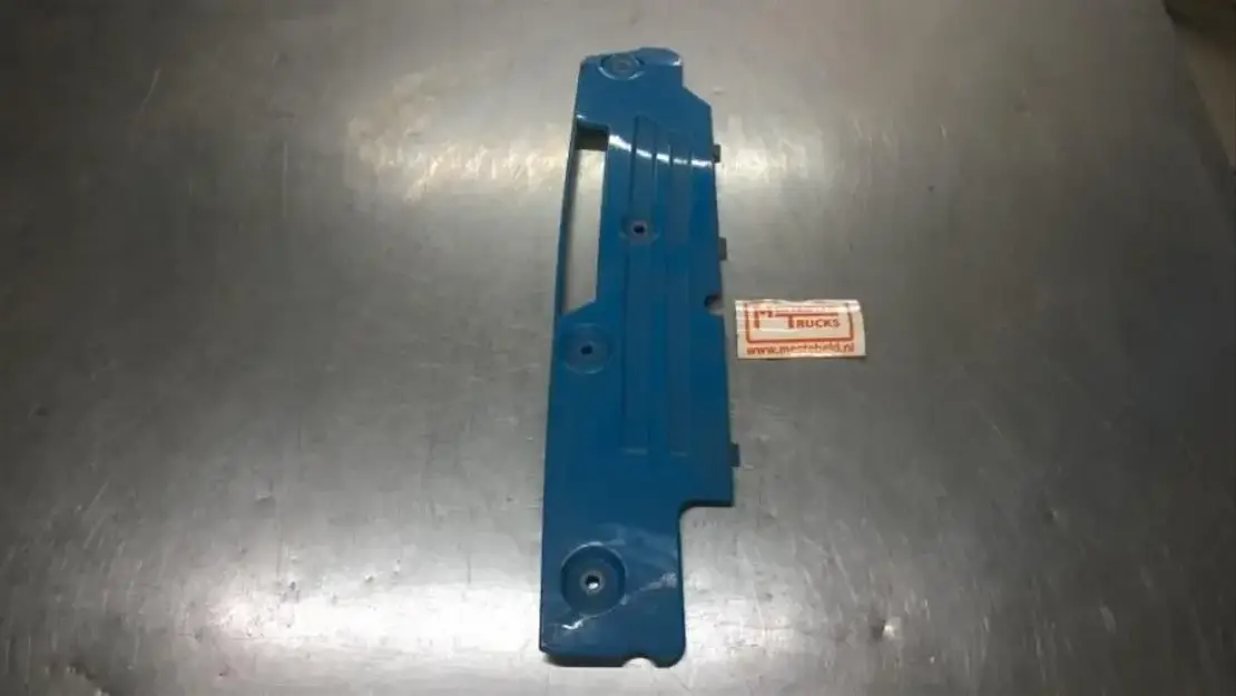 Volvo Koplamphoekplaat FH13 links