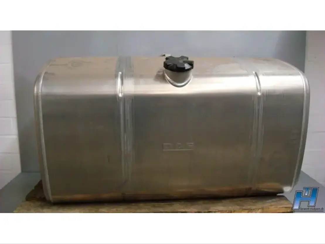 DAF Kraftstoffbehälter V430 1681824 XF105