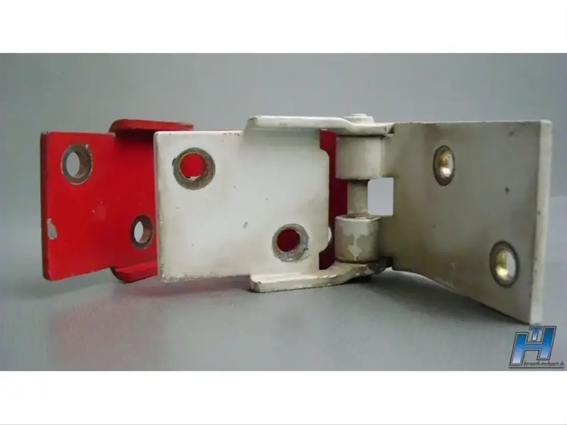 DAF Scharnier Werkzeugfachtür 1331261 XF105