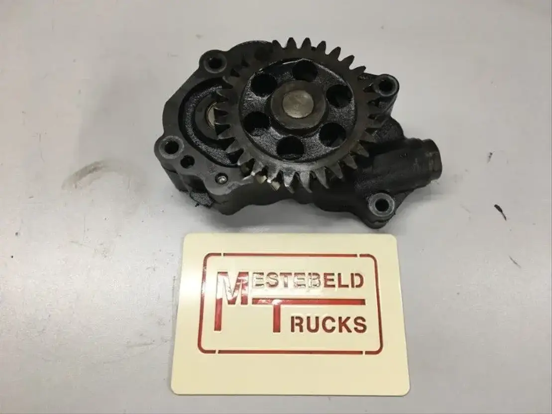 Iveco Oliepomp cursor euro 6