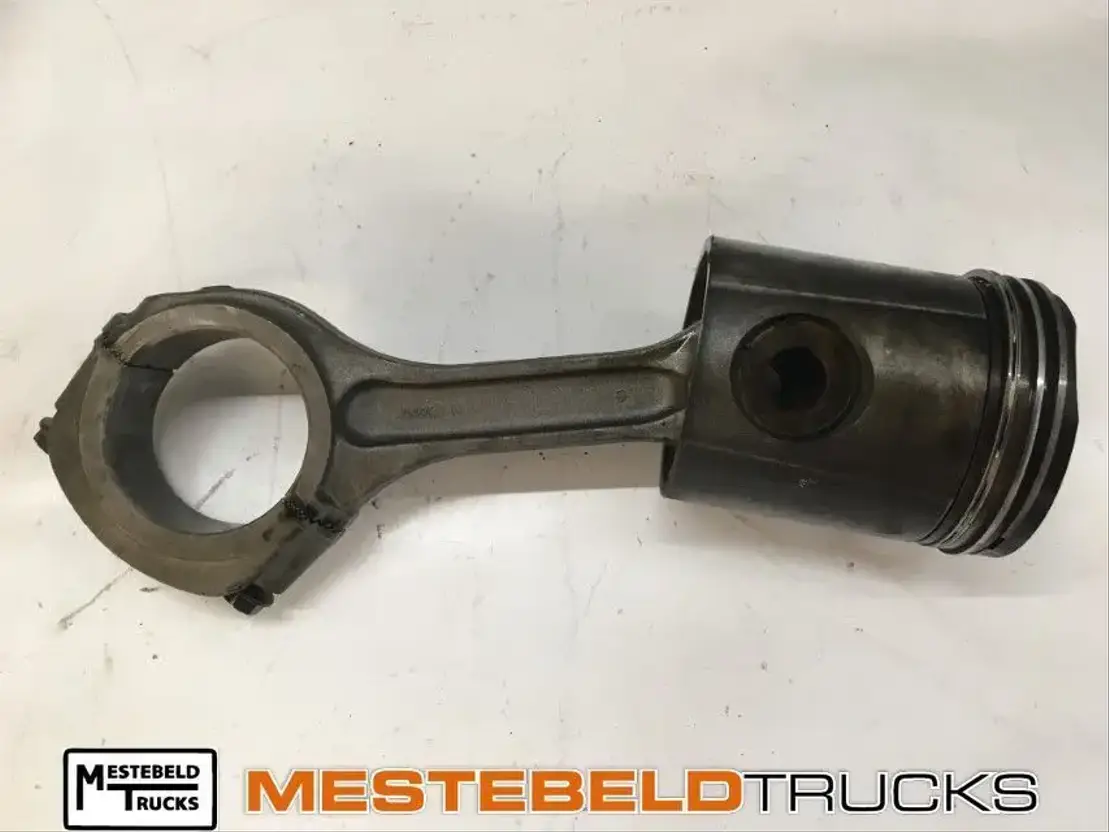 Volvo Drijfstang met zuiger