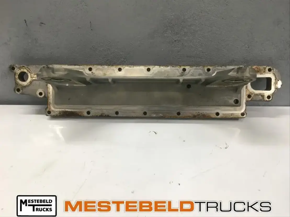 Scania Oliekoelerdeksel