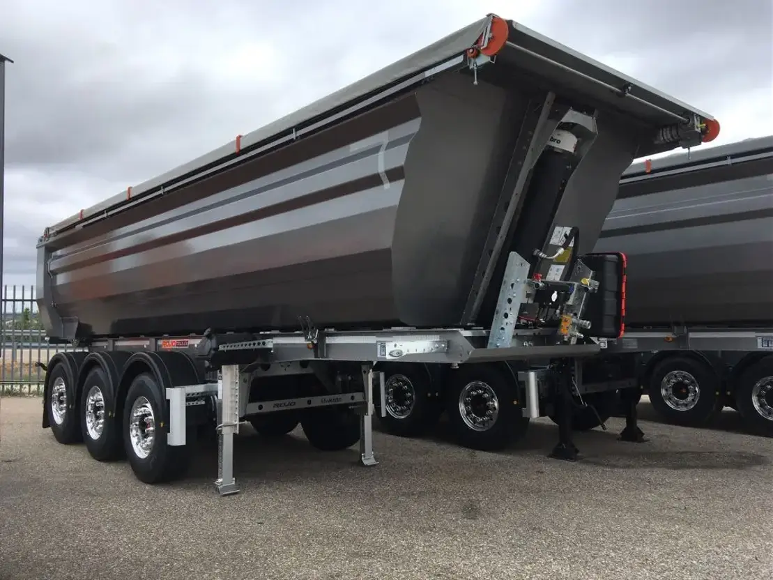 Rojo Trailer Tipper Public Works AluHard500 24m3. Roof included