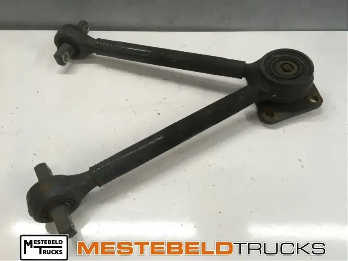 DAF CF 85 Reactiestang triangel