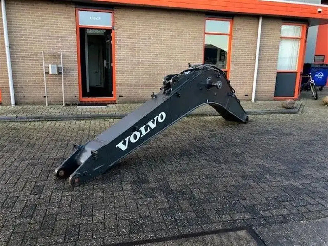 Volvo EC140B/C - Monoboom