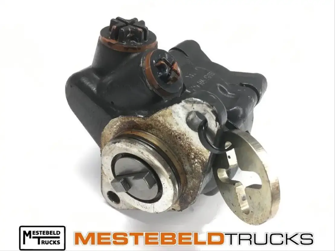 Iveco Stuurpomp cursor 11