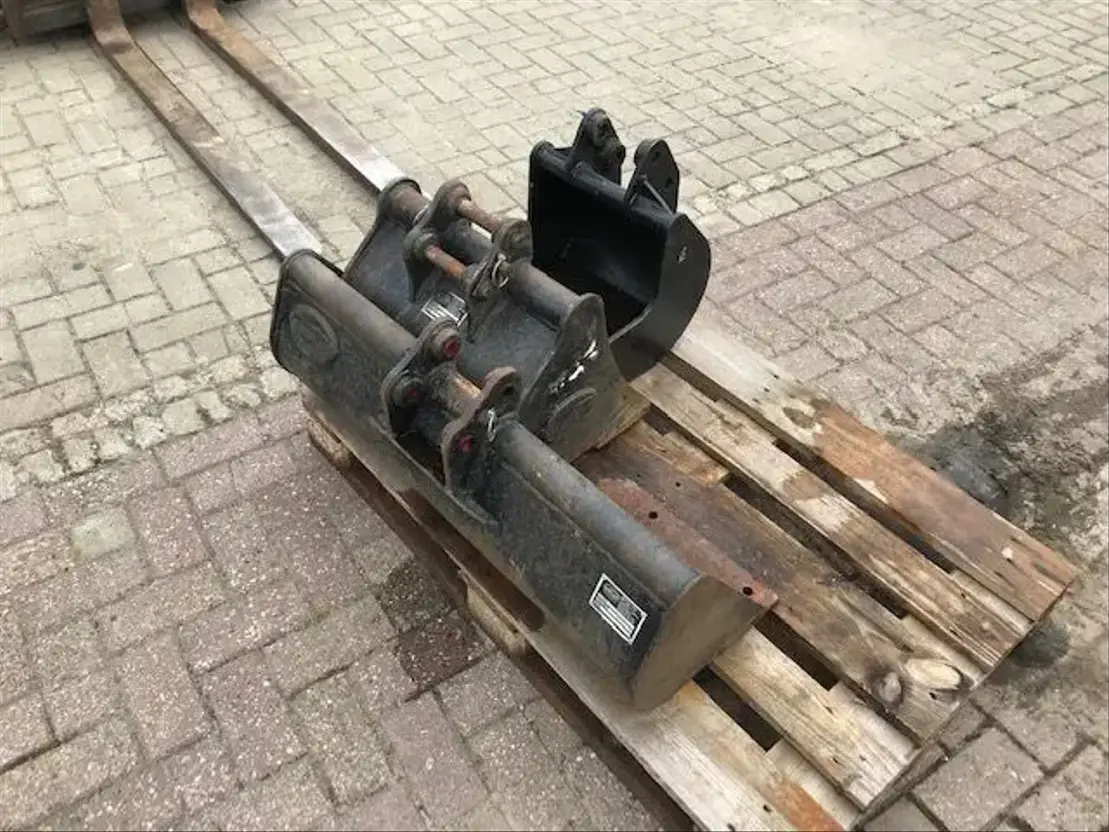 JCB 801 Bakkensetje