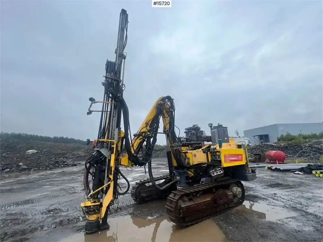 Atlas copco drill deals