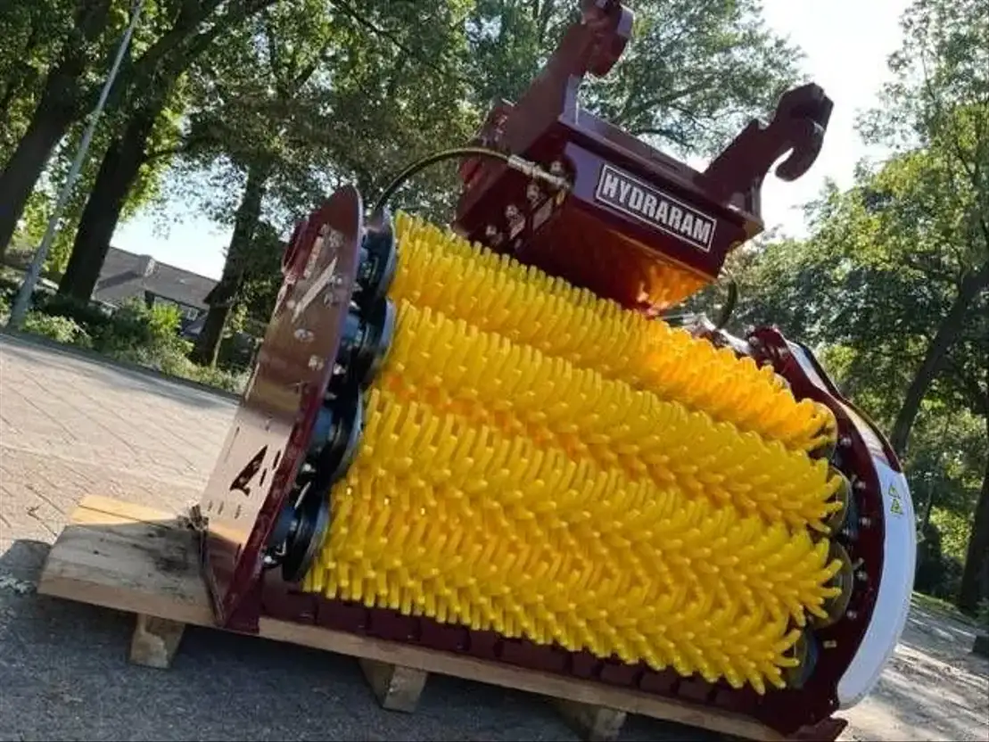 Hydraram HPS-1000EL | Zeefbak | Sterrenzeef | Huren | Kopen | Siebanlage -  TrucksNL